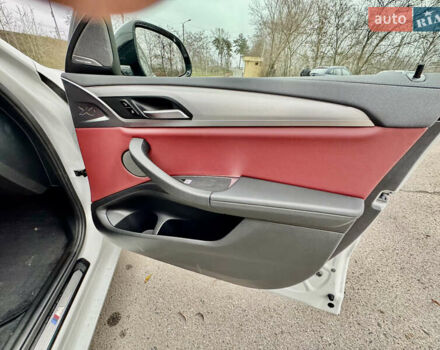 Белый БМВ Х4, объемом двигателя 3 л и пробегом 31 тыс. км за 55000 $, фото 45 на Automoto.ua