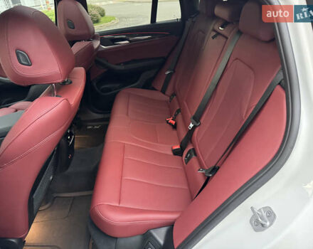 БМВ Х4 2023 в Киеве на Automoto.ua Белый БМВ Х4, объемом двигателя 3 л и пробегом 15 тыс. км за 67999 $, фото 56 на Automoto.ua