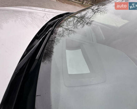 Белый БМВ Х4, объемом двигателя 3 л и пробегом 31 тыс. км за 55000 $, фото 43 на Automoto.ua