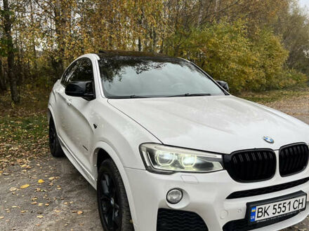 Белый БМВ Х4, объемом двигателя 2 л и пробегом 273 тыс. км за 22000 $, фото 1 на Automoto.ua