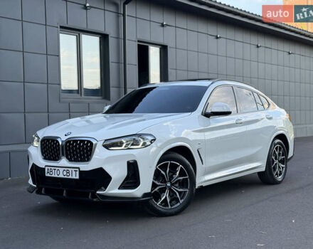 Белый БМВ Х4, объемом двигателя 2 л и пробегом 12 тыс. км за 55999 $, фото 1 на Automoto.ua