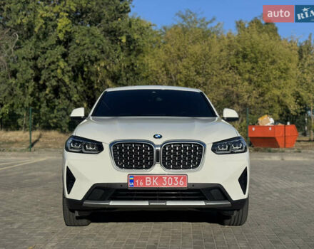 Белый БМВ Х4, объемом двигателя 2 л и пробегом 31 тыс. км за 44500 $, фото 1 на Automoto.ua