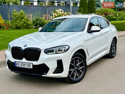 Білий БМВ Х4, об'ємом двигуна 2 л та пробігом 28 тис. км за 52777 $, фото 1 на Automoto.ua