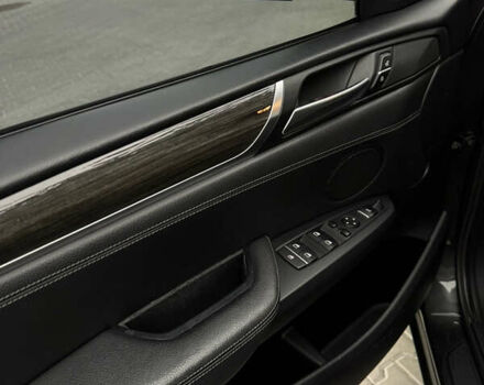 БМВ Х4 2014 в Киеве на Automoto.ua Черный БМВ Х4, объемом двигателя 2 л и пробегом 131 тыс. км за 24500 $, фото 16 на Automoto.ua