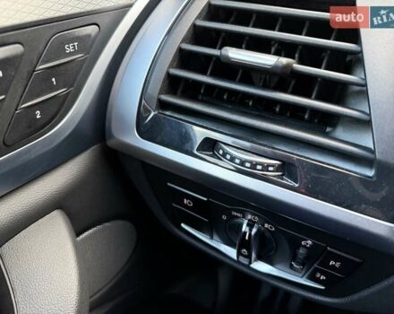 Черный БМВ Х4, объемом двигателя 3 л и пробегом 136 тыс. км за 41000 $, фото 35 на Automoto.ua