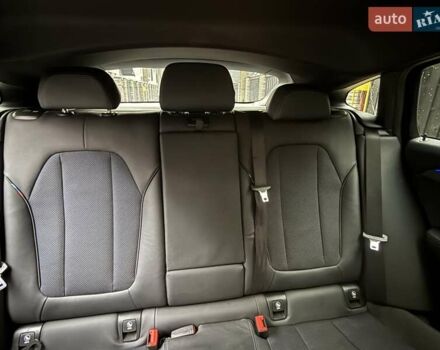 Чорний БМВ Х4, об'ємом двигуна 2 л та пробігом 94 тис. км за 41000 $, фото 7 на Automoto.ua