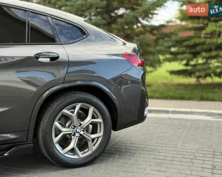 Чорний БМВ Х4, об'ємом двигуна 2 л та пробігом 44 тис. км за 39000 $, фото 4 на Automoto.ua