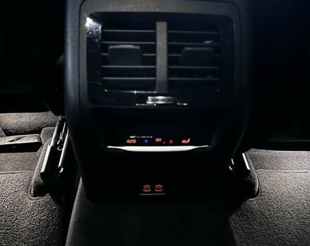 Чорний БМВ Х4, об'ємом двигуна 2 л та пробігом 70 тис. км за 49750 $, фото 4 на Automoto.ua