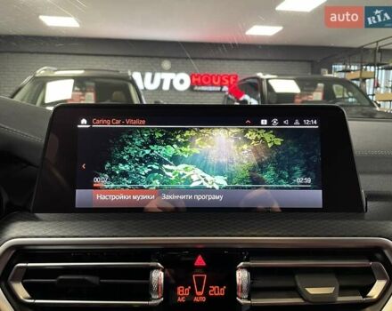 Черный БМВ Х4, объемом двигателя 2 л и пробегом 13 тыс. км за 67700 $, фото 60 на Automoto.ua