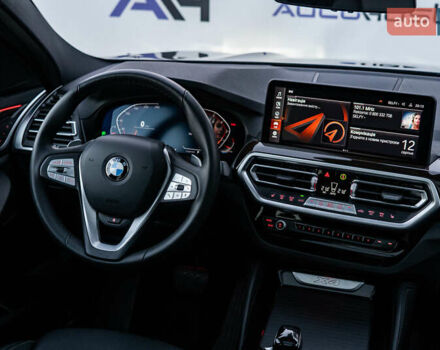 Черный БМВ Х4, объемом двигателя 2 л и пробегом 12 тыс. км за 53000 $, фото 38 на Automoto.ua