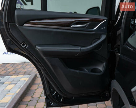 Черный БМВ Х4, объемом двигателя 2 л и пробегом 12 тыс. км за 53000 $, фото 25 на Automoto.ua