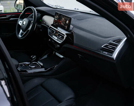 Черный БМВ Х4, объемом двигателя 2 л и пробегом 12 тыс. км за 53000 $, фото 32 на Automoto.ua