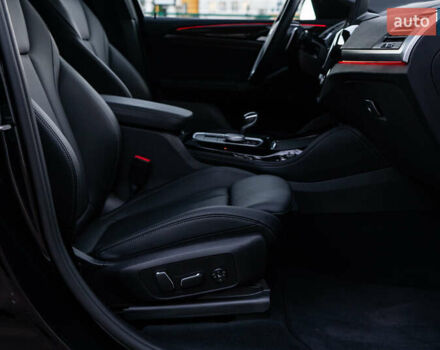 Черный БМВ Х4, объемом двигателя 2 л и пробегом 12 тыс. км за 53000 $, фото 37 на Automoto.ua