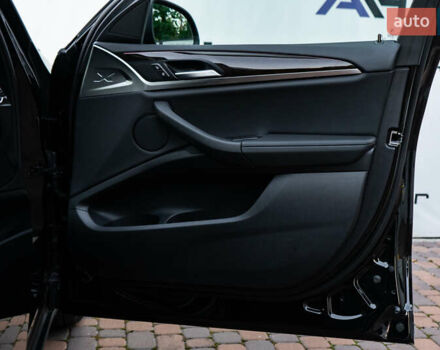 Черный БМВ Х4, объемом двигателя 2 л и пробегом 12 тыс. км за 53000 $, фото 34 на Automoto.ua
