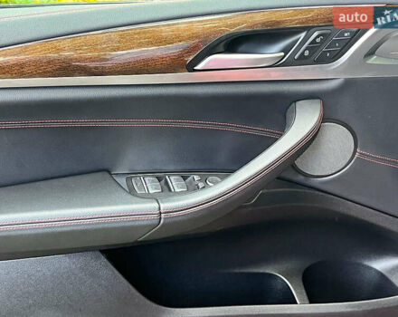 Красный БМВ Х4, объемом двигателя 3 л и пробегом 84 тыс. км за 43940 $, фото 31 на Automoto.ua