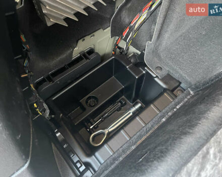 Серый БМВ Х4, объемом двигателя 2 л и пробегом 250 тыс. км за 16800 $, фото 24 на Automoto.ua