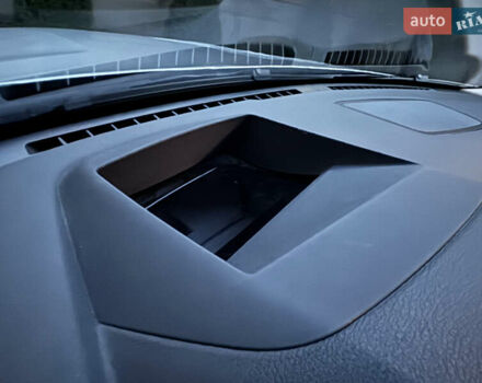 Серый БМВ Х4, объемом двигателя 2 л и пробегом 125 тыс. км за 25800 $, фото 27 на Automoto.ua