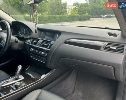 Серый БМВ Х4, объемом двигателя 2 л и пробегом 120 тыс. км за 27000 $, фото 72 на Automoto.ua