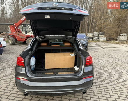Серый БМВ Х4, объемом двигателя 3 л и пробегом 105 тыс. км за 27499 $, фото 19 на Automoto.ua