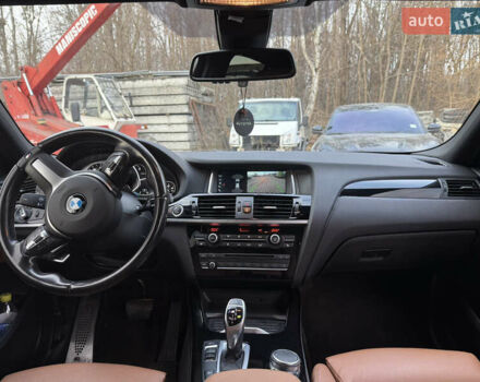 Серый БМВ Х4, объемом двигателя 3 л и пробегом 105 тыс. км за 27499 $, фото 12 на Automoto.ua