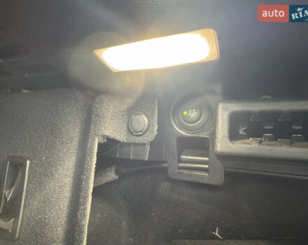 Серый БМВ Х4, объемом двигателя 3 л и пробегом 151 тыс. км за 53400 $, фото 74 на Automoto.ua