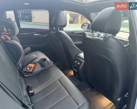 Сірий БМВ Х4, об'ємом двигуна 2 л та пробігом 9 тис. км за 65000 $, фото 25 на Automoto.ua
