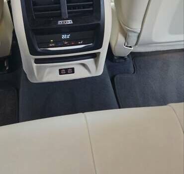 Серый БМВ Х4, объемом двигателя 2 л и пробегом 98 тыс. км за 49500 $, фото 10 на Automoto.ua