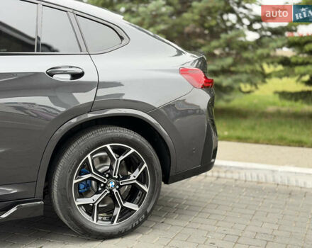 Серый БМВ Х4, объемом двигателя 2 л и пробегом 56 тыс. км за 48000 $, фото 3 на Automoto.ua