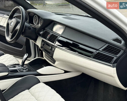 Белый БМВ Х5 М, объемом двигателя 4.39 л и пробегом 161 тыс. км за 19500 $, фото 63 на Automoto.ua