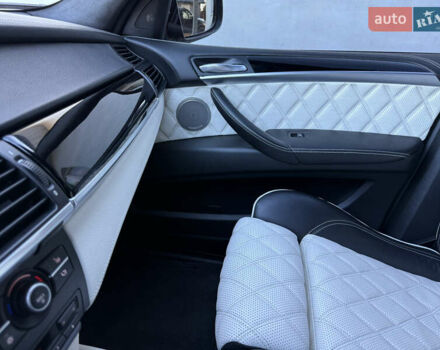 Белый БМВ Х5 М, объемом двигателя 4.39 л и пробегом 161 тыс. км за 19500 $, фото 101 на Automoto.ua