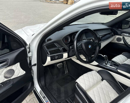 Белый БМВ Х5 М, объемом двигателя 4.39 л и пробегом 161 тыс. км за 19500 $, фото 56 на Automoto.ua