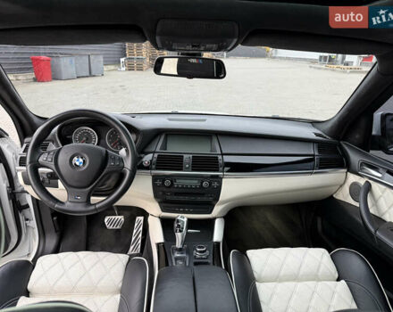 Белый БМВ Х5 М, объемом двигателя 4.39 л и пробегом 161 тыс. км за 19500 $, фото 73 на Automoto.ua