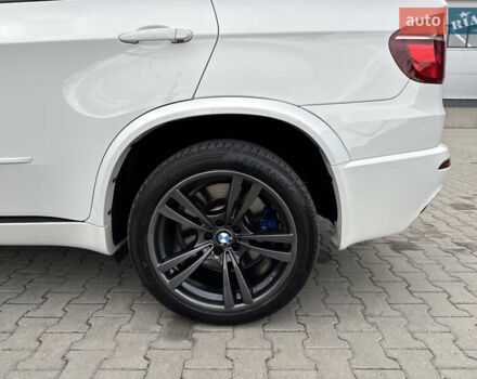 Белый БМВ Х5 М, объемом двигателя 4.39 л и пробегом 161 тыс. км за 19500 $, фото 33 на Automoto.ua