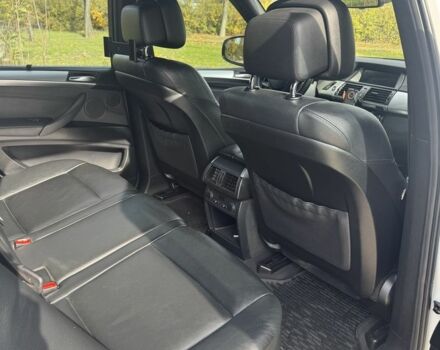 БМВ Х5 М 2011 у Херсоні на Automoto.ua Білий БМВ Х5 М, об'ємом двигуна 3 л та пробігом 239 тис. км за 18000 $, фото 9 на Automoto.ua