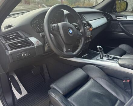 БМВ Х5 М 2011 у Херсоні на Automoto.ua Білий БМВ Х5 М, об'ємом двигуна 3 л та пробігом 239 тис. км за 18000 $, фото 13 на Automoto.ua