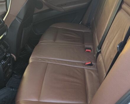 Белый БМВ Х5 М, объемом двигателя 3 л и пробегом 176 тыс. км за 15500 $, фото 5 на Automoto.ua