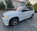 Белый БМВ Х5 М, объемом двигателя 2.99 л и пробегом 208 тыс. км за 25600 $, фото 1 на Automoto.ua