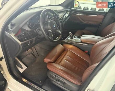 Білий БМВ Х5 М, об'ємом двигуна 2.99 л та пробігом 220 тис. км за 25500 $, фото 4 на Automoto.ua