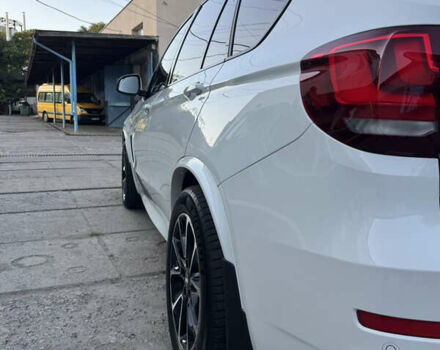 БМВ Х5 М 2014 в Днепре (Днепропетровске) на Automoto.ua Белый БМВ Х5 М, объемом двигателя 2.99 л и пробегом 120 тыс. км за 34000 $, фото 10 на Automoto.ua