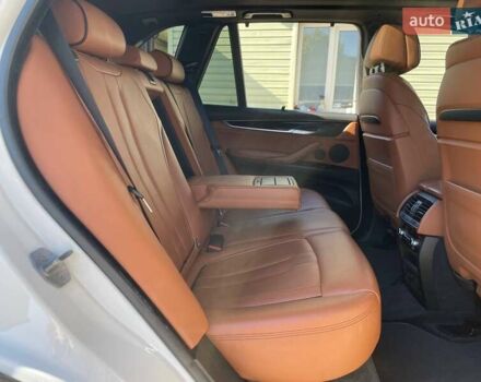 БМВ Х5 М 2014 в Киеве на Automoto.ua Белый БМВ Х5 М, объемом двигателя 2.99 л и пробегом 206 тыс. км за 29990 $, фото 11 на Automoto.ua