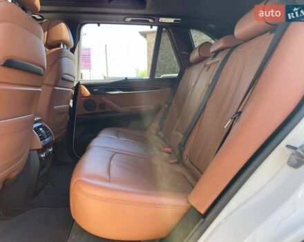 БМВ Х5 М 2014 в Киеве на Automoto.ua Белый БМВ Х5 М, объемом двигателя 2.99 л и пробегом 206 тыс. км за 29990 $, фото 9 на Automoto.ua