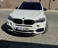 Белый БМВ Х5 М, объемом двигателя 3 л и пробегом 215 тыс. км за 34500 $, фото 4 на Automoto.ua