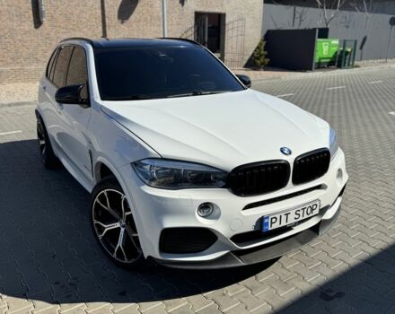 Белый БМВ Х5 М, объемом двигателя 3 л и пробегом 215 тыс. км за 33333 $, фото 5 на Automoto.ua