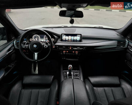 Белый БМВ Х5 М, объемом двигателя 2.99 л и пробегом 230 тыс. км за 37000 $, фото 17 на Automoto.ua