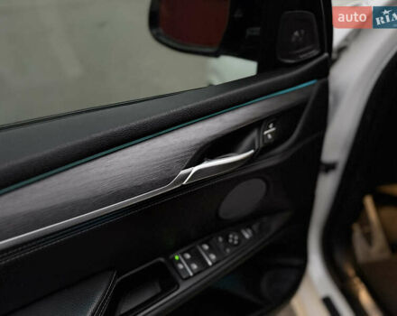 Белый БМВ Х5 М, объемом двигателя 2.99 л и пробегом 230 тыс. км за 37000 $, фото 14 на Automoto.ua