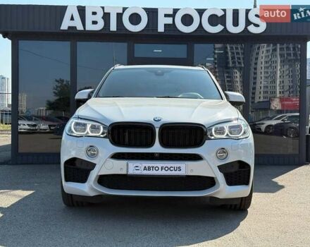 Белый БМВ Х5 М, объемом двигателя 4.39 л и пробегом 86 тыс. км за 54990 $, фото 2 на Automoto.ua