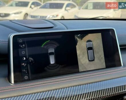 Белый БМВ Х5 М, объемом двигателя 4.39 л и пробегом 86 тыс. км за 54990 $, фото 25 на Automoto.ua