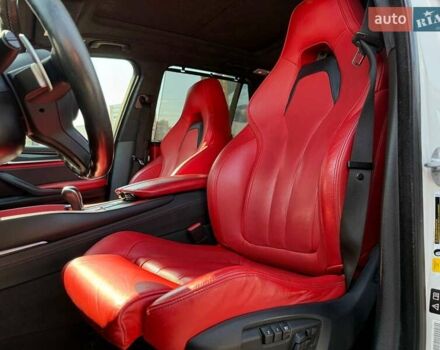 Белый БМВ Х5 М, объемом двигателя 4.39 л и пробегом 86 тыс. км за 54990 $, фото 8 на Automoto.ua