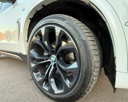 Білий БМВ Х5 М, об'ємом двигуна 3 л та пробігом 173 тис. км за 25500 $, фото 19 на Automoto.ua