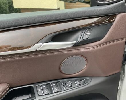 Белый БМВ Х5 М, объемом двигателя 4.4 л и пробегом 70 тыс. км за 36500 $, фото 20 на Automoto.ua